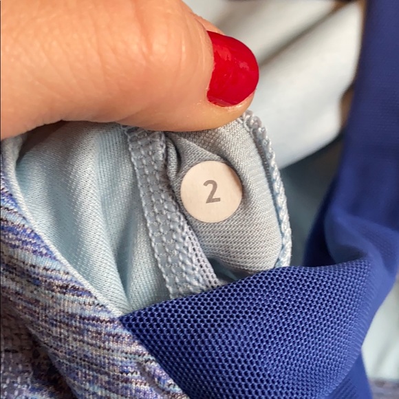 Lululemon multi colored blue scoop neck tank - Picture 3 of 5